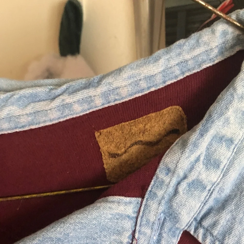 N/A burgundy polo